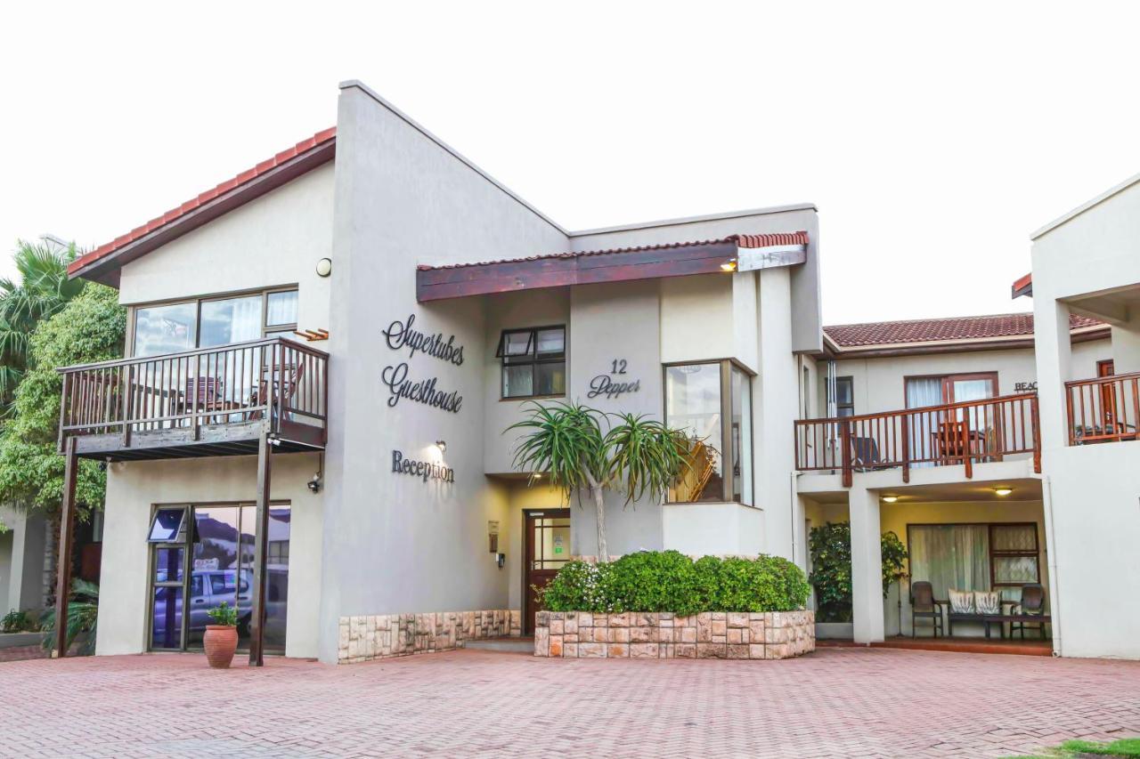 Supertubes Guesthouse Jeffreys Bay Exterior foto